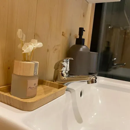 Le Bosquet Des Domes - Panorama Des Puys A Cheval